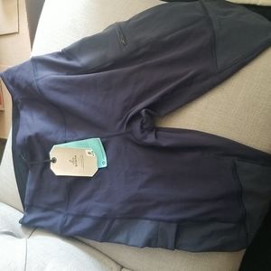 Navy blue PrAna rockland climbing leggings. Nwt. Pockets. Large